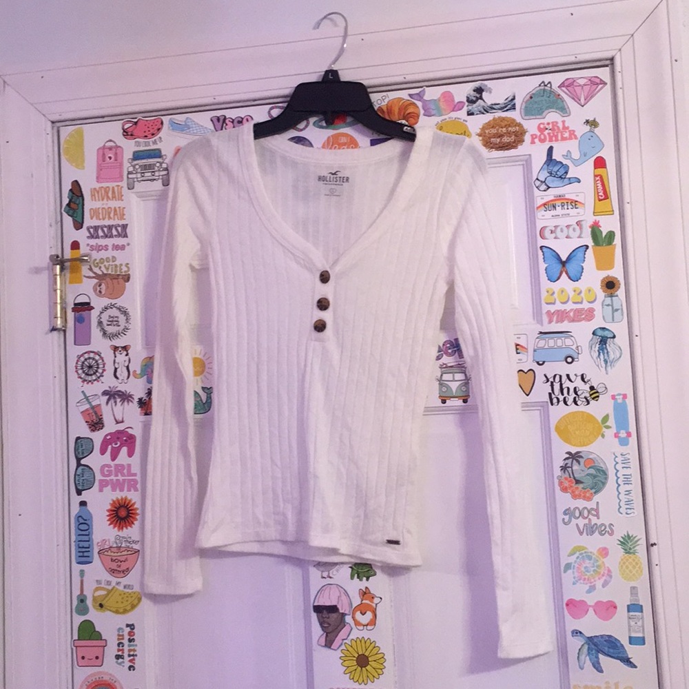 Long sleeve button up